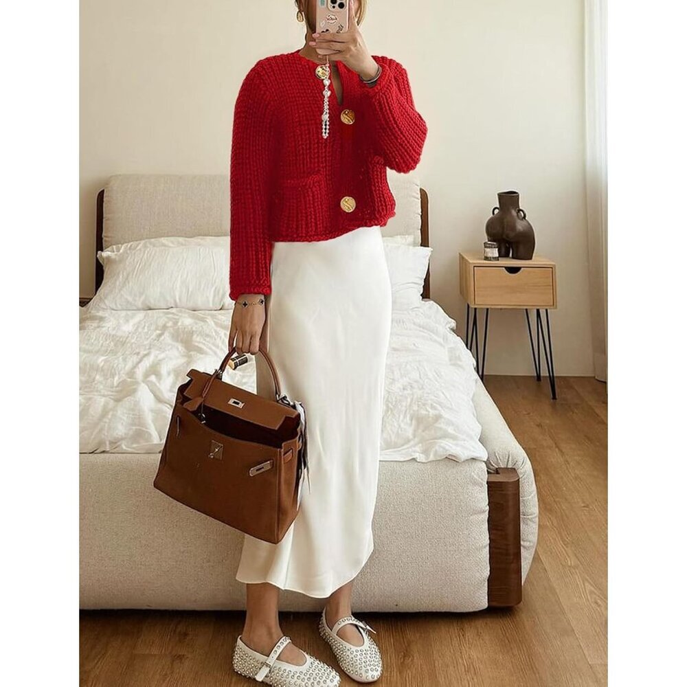 Elegant Women's Long Sleeve Cropped Cardigan - Button-Down Knit Sweater in Red - Picture 5 of 7